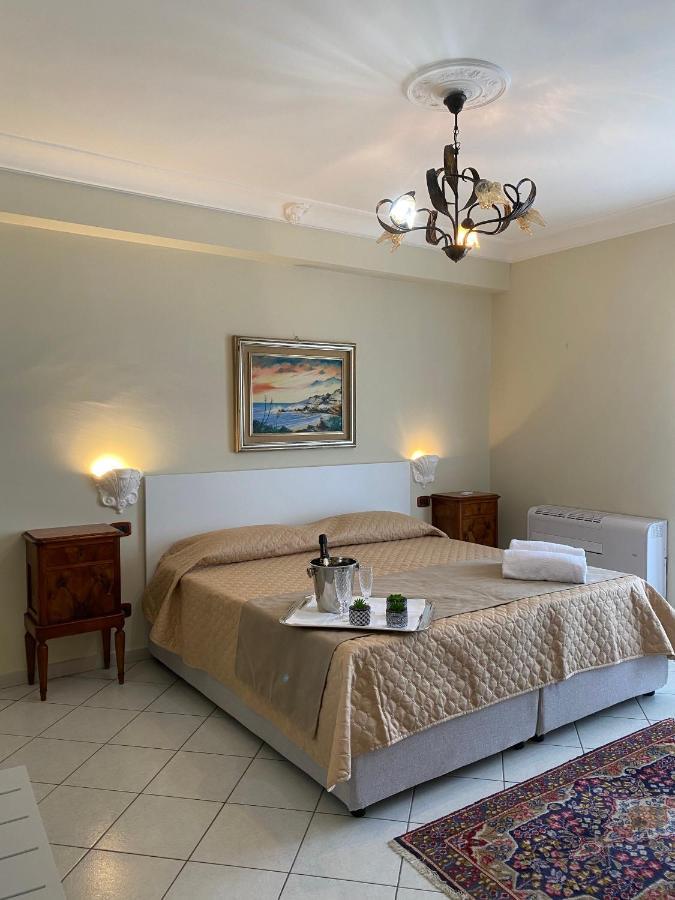 ריאלמונטה Scala Dei Turchi Palace Suites מראה חיצוני תמונה